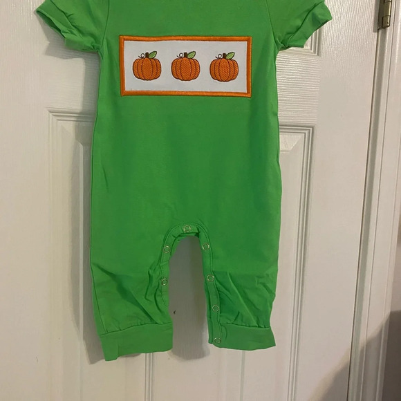 New Pumpkin Romper - Picture 3 of 6